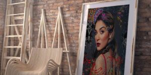 تابلو پرتره با خطاطی پارسی و طرح‌های سنتی